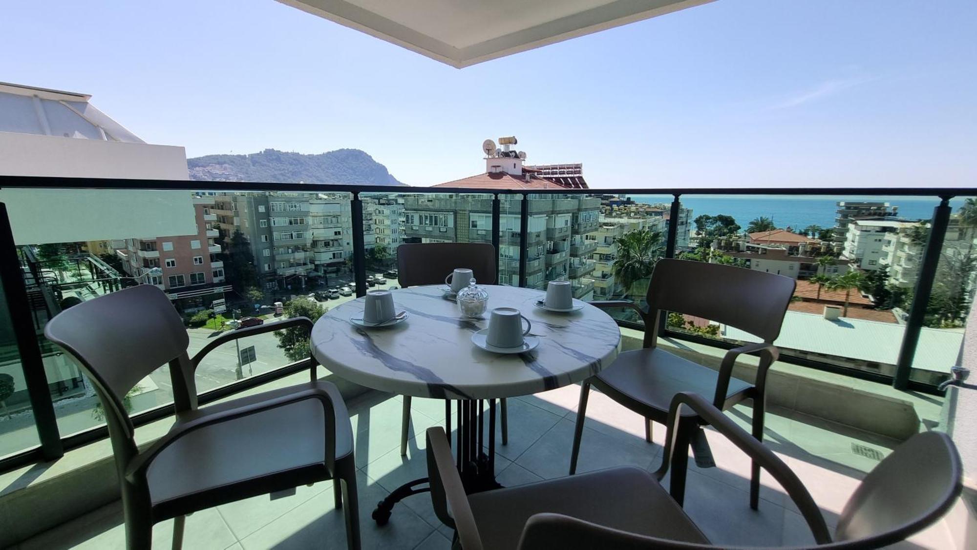 Elite Luxury - 3 Lejlighedshotel